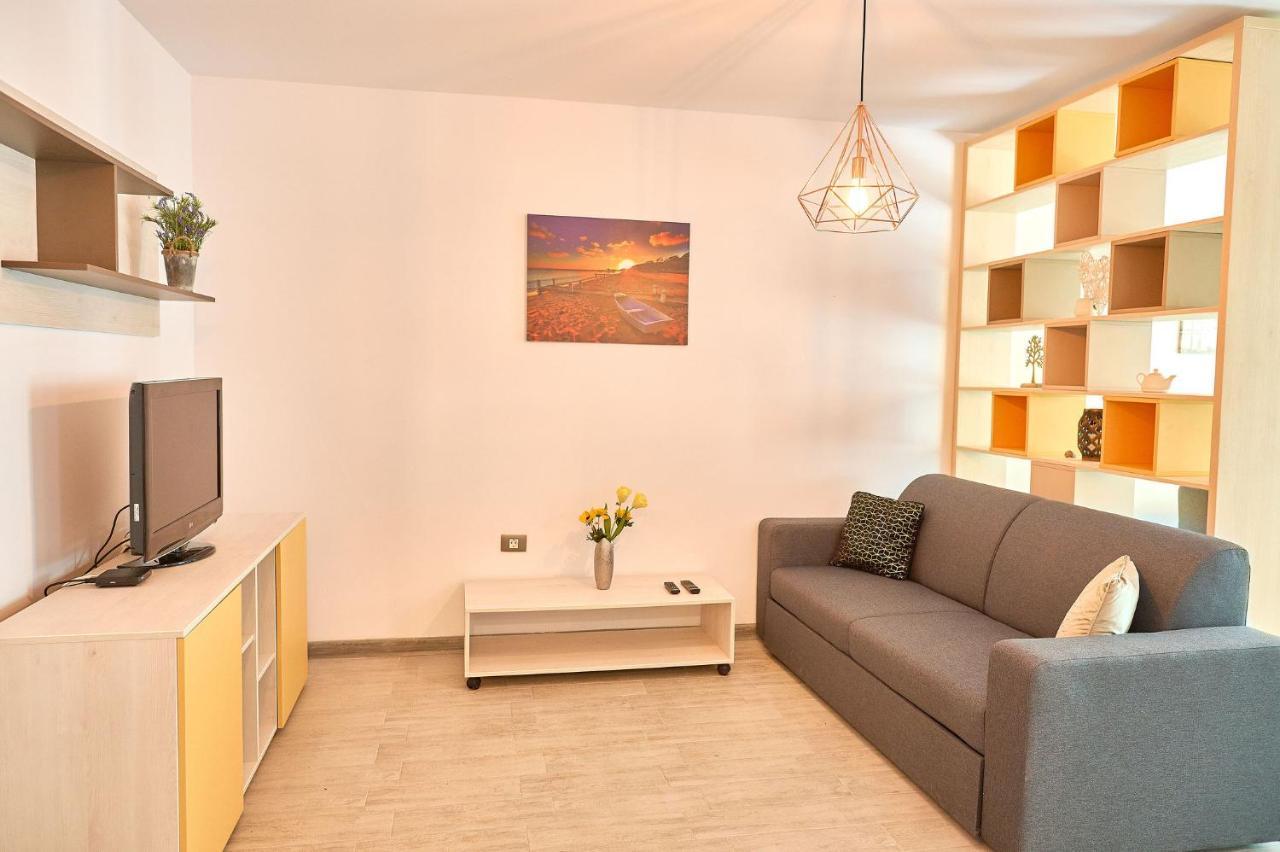 Orange Summer Apartment Alezzi Spa Pools beach Mamaia Esterno foto